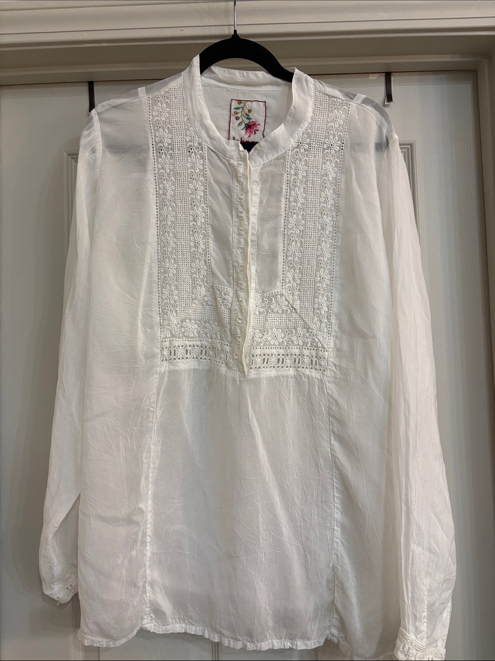 Johnny Was White Embroidered Peasant Blouse
